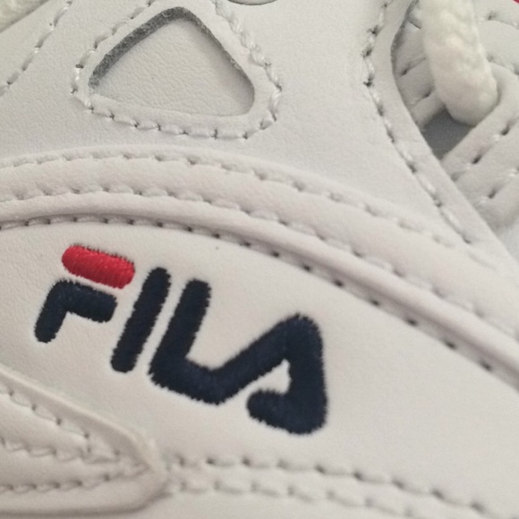 NEW FILA Disarray - Picture 4 of 8